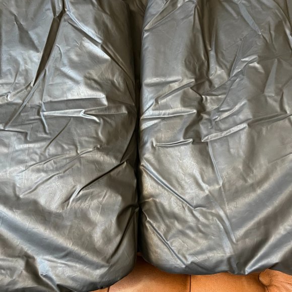 *Host Pick* NWT Unisex Yeezy Gap Round Jacket Sz L - Picture 15 of 16